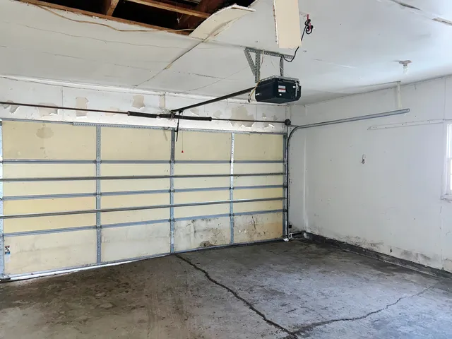 $100,000 | 44 Strasma W Drive, Kankakee, IL 60901