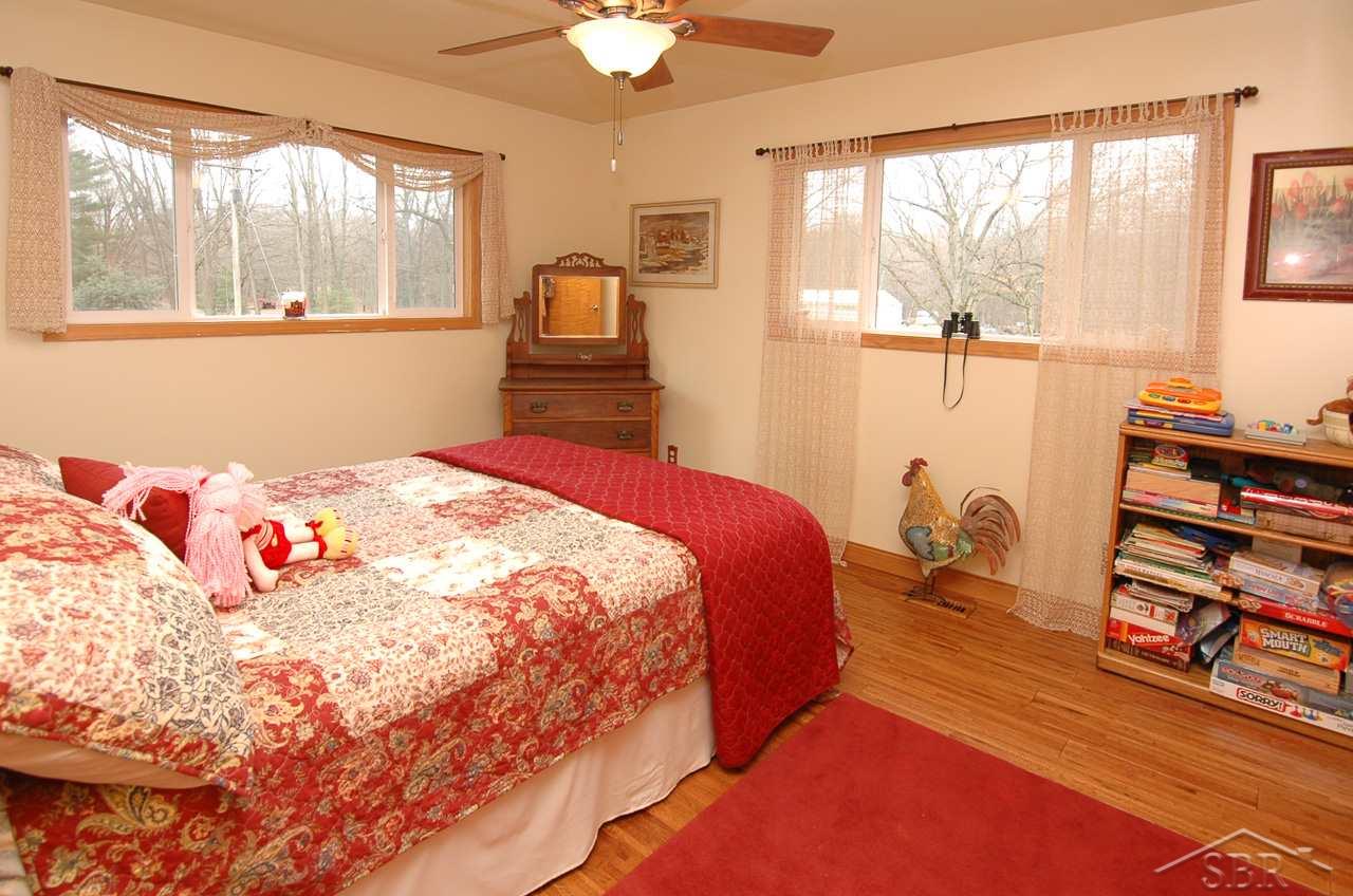9210 Oakley Road St. Charles, MI 48655 - Photo 10 of 19 31317147-9.JPG