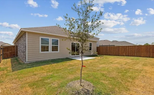 $2,200 | 1664 Hossler Trail, Fort Worth, TX 76052