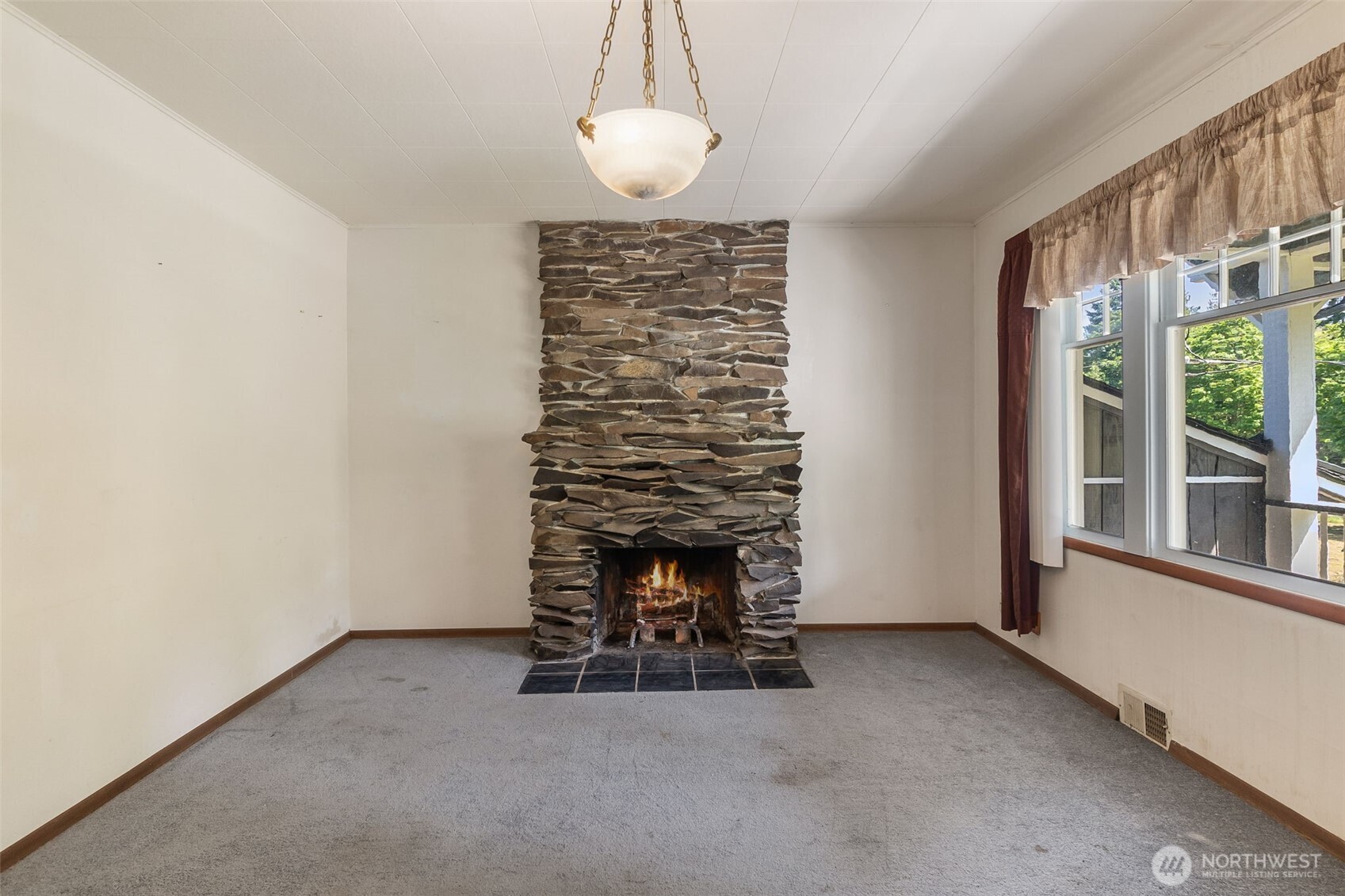6928 View Park Road Southeast Port Orchard, WA 98367 - Photo 7 of 37 Gallery Image 7