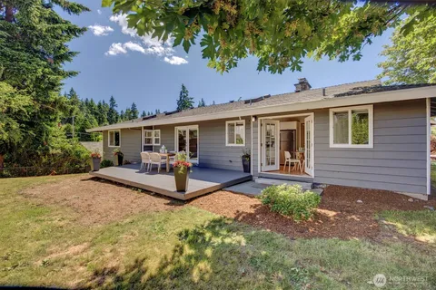 $1,299,000 | 14004 Southeast 20th Street, Bellevue, WA 98007