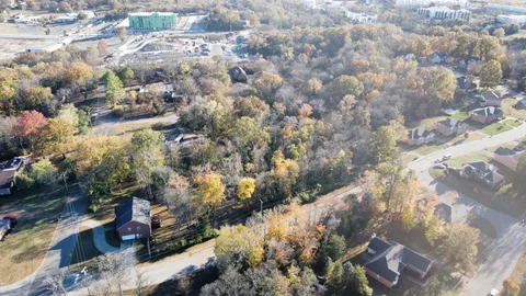 $195,000 | 727 West Nocturne Drive, Nashville, TN 37207