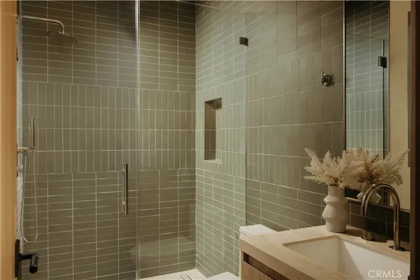 $3,990,000 | 4273 Murietta Avenue, Sherman Oaks, CA 91423