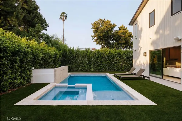 $3,990,000 | 4273 Murietta Avenue, Sherman Oaks, CA 91423