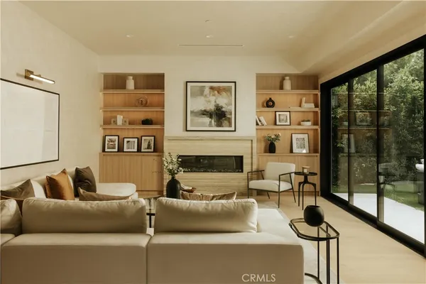 $3,990,000 | 4273 Murietta Avenue, Sherman Oaks, CA 91423