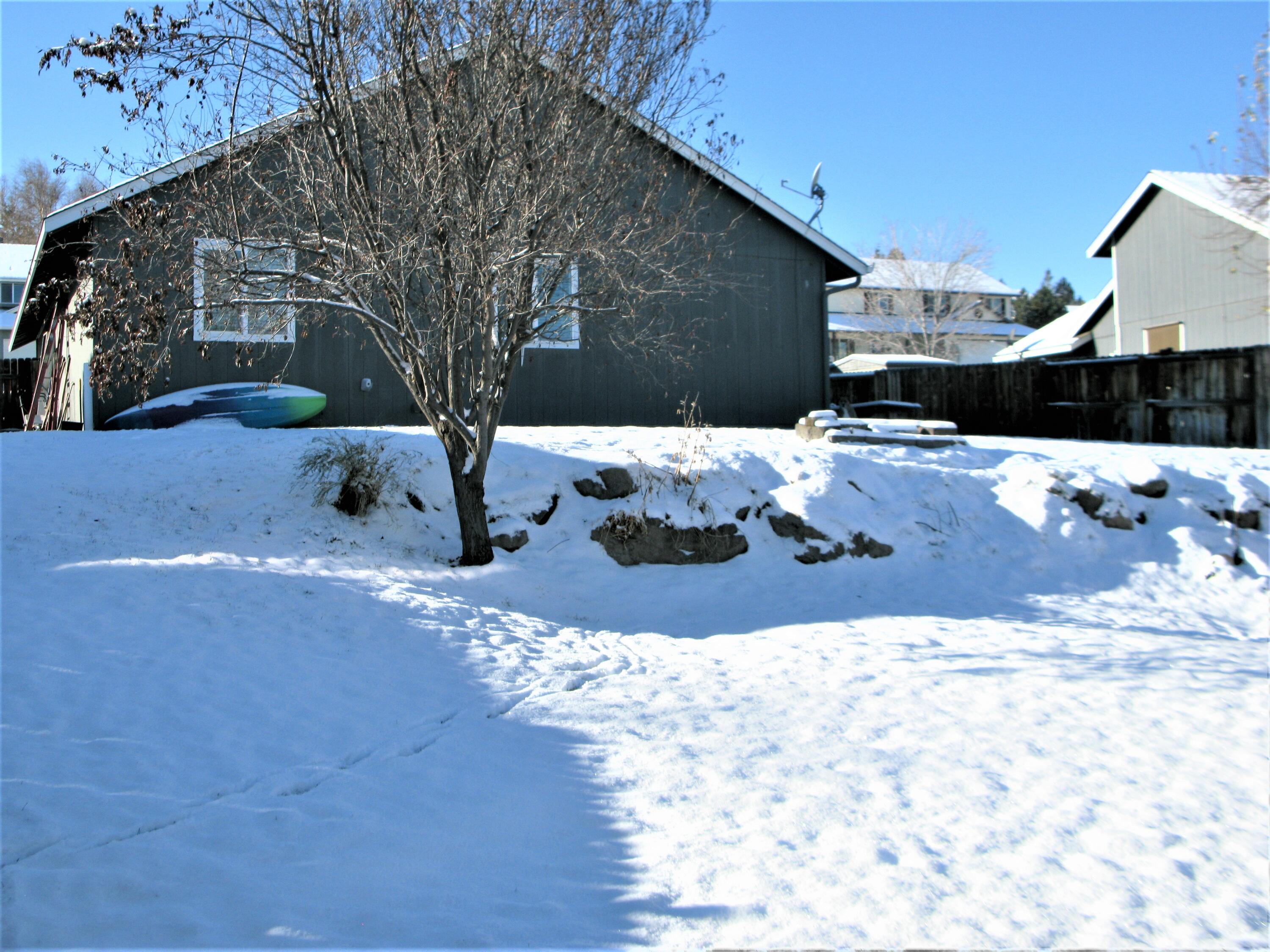 2422 Southwest 33rd Street Redmond, OR 97756 - Photo 14 of 19 IMG_3605