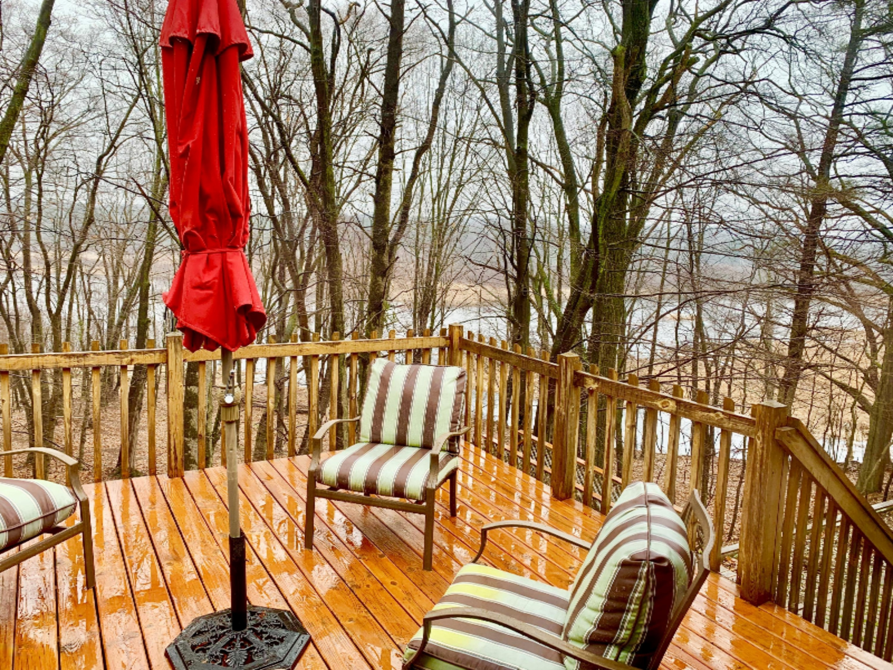 1576 Ivanhoe Road Ludington, MI 49431 - Photo 2 of 25 fullsizeoutput_16c5