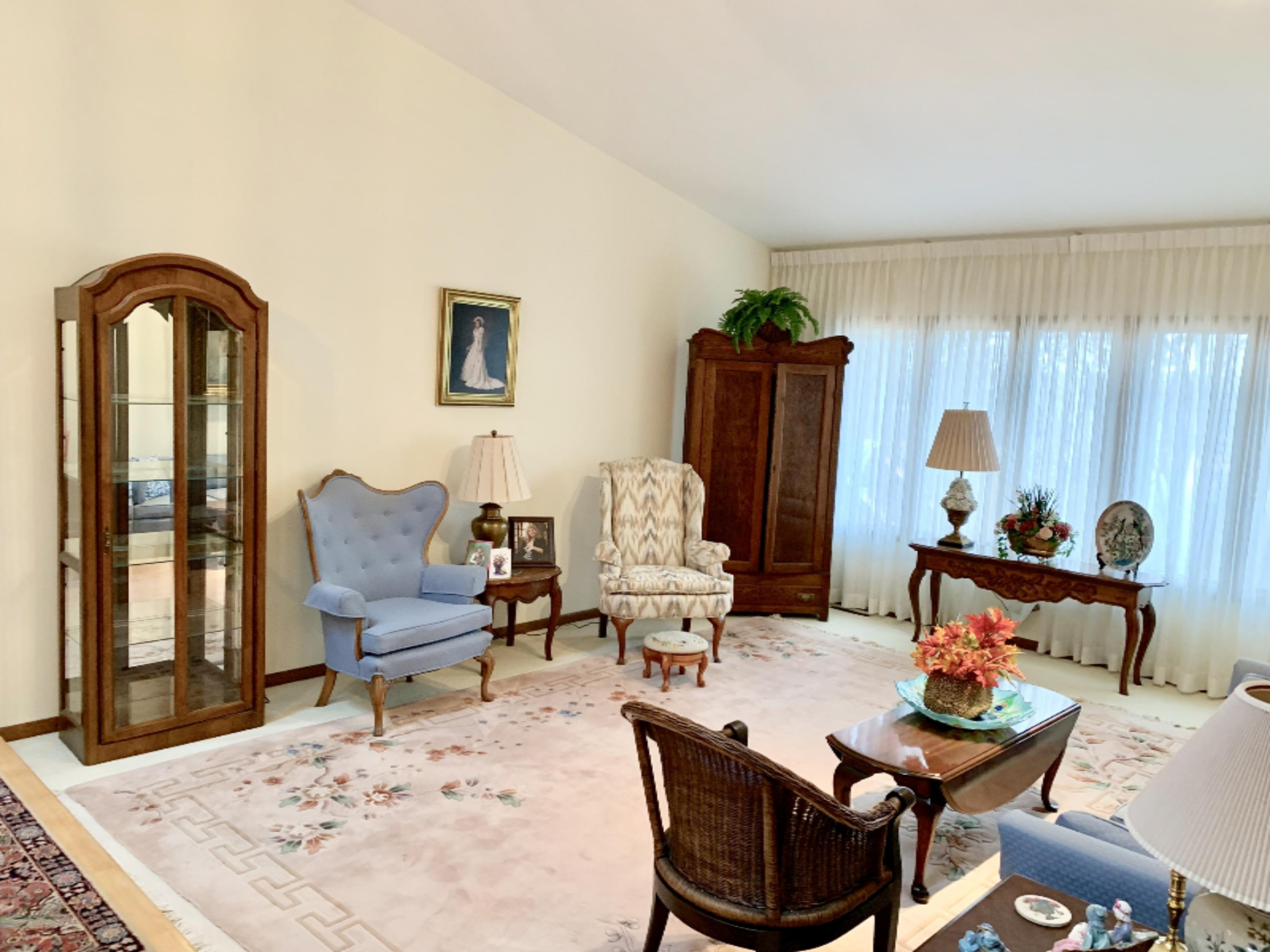 1576 Ivanhoe Road Ludington, MI 49431 - Photo 8 of 25 fullsizeoutput_16e2