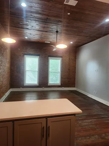 $1,475 | 203 North Dallas Street, Unit 203, Ennis, TX 75119