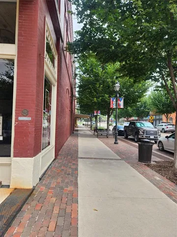 $1,475 | 203 North Dallas Street, Unit 203, Ennis, TX 75119