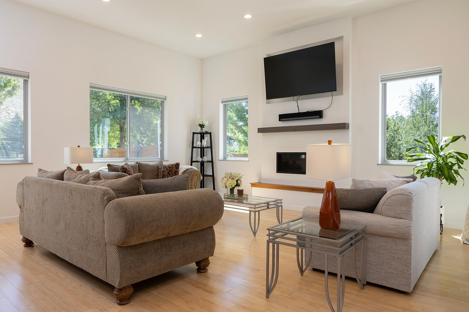 980 Cutters Drive Hailey, ID 83333 - Photo 16 of 56 Living Room