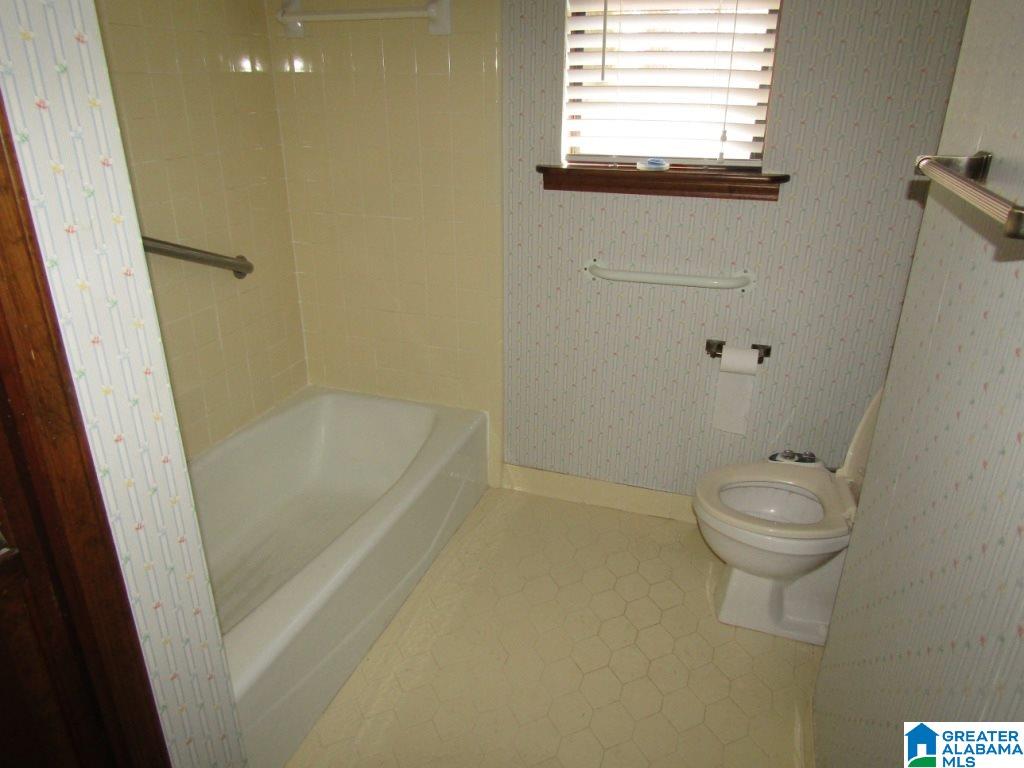 6077 Red Hollow Road Birmingham, AL 35215 - Photo 27 of 39