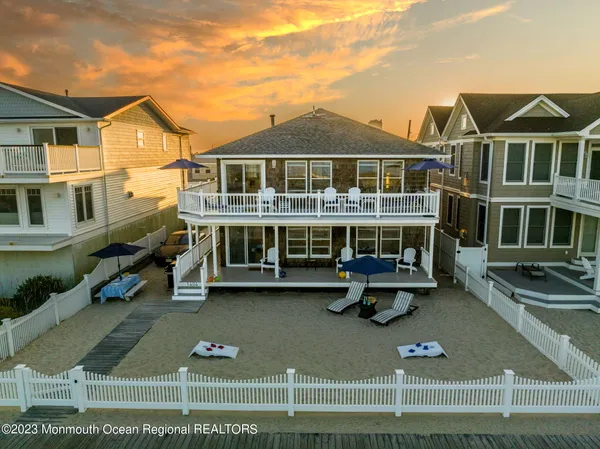 $7,850 | 1404 Oceanfront, Unit UPPR, Lavallette, NJ 08735