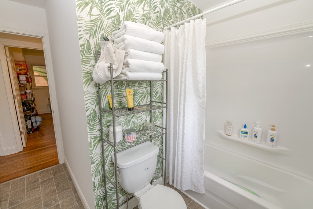 1818 Pipers Gap Road Galax, VA 24333 - Photo 29 of 52 Gallery Image 29