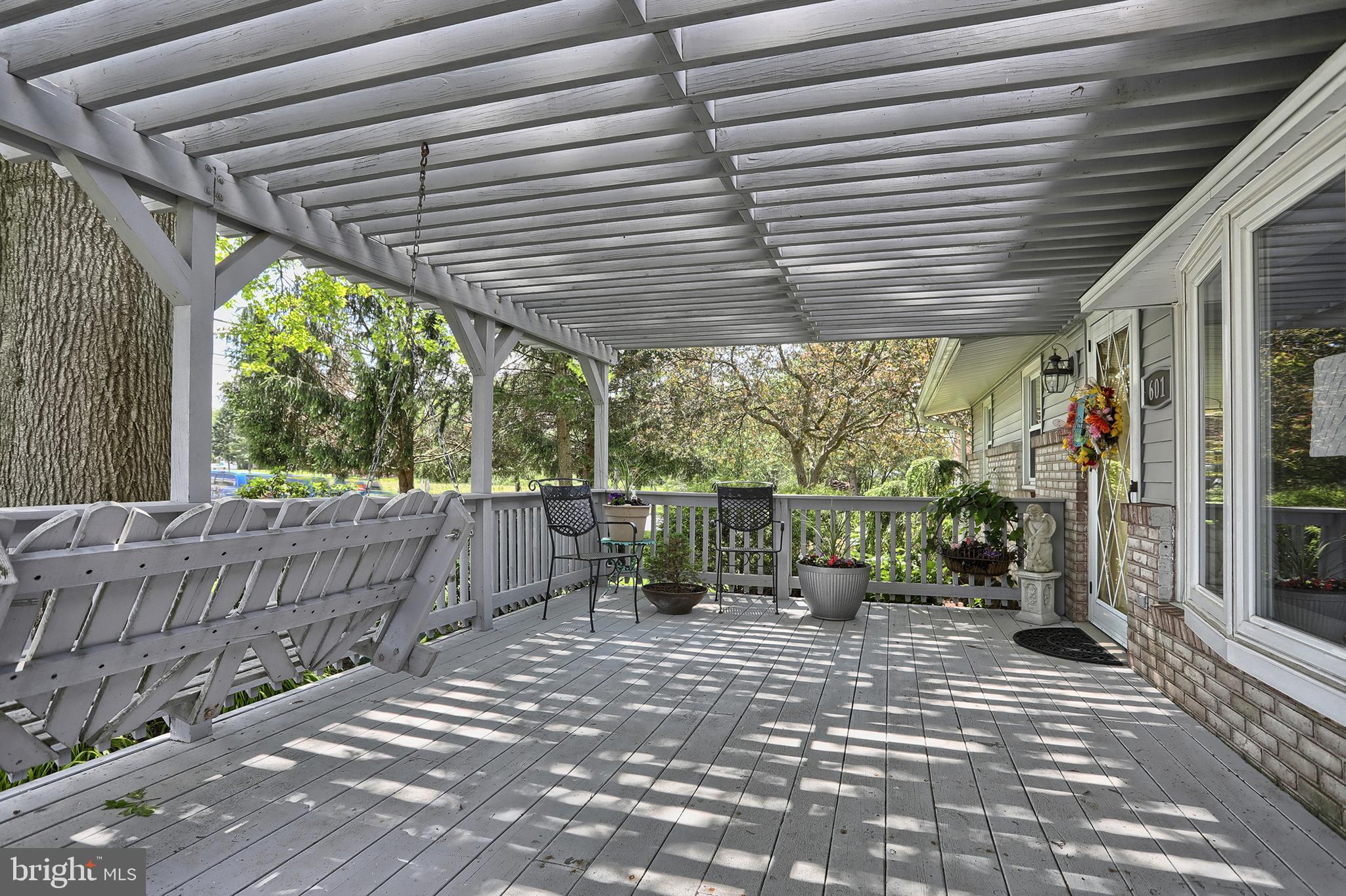 601 East Evergreen Road Lebanon, PA 17042 - Photo 2 of 51 12x19 pergola to front of home invites views