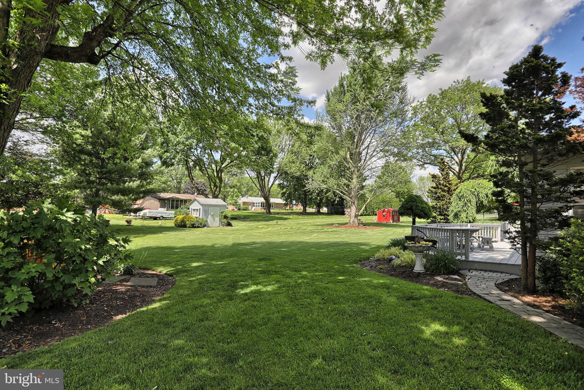 601 East Evergreen Road Lebanon, PA 17042 - Photo 40 of 51 The yard is spectacular!
