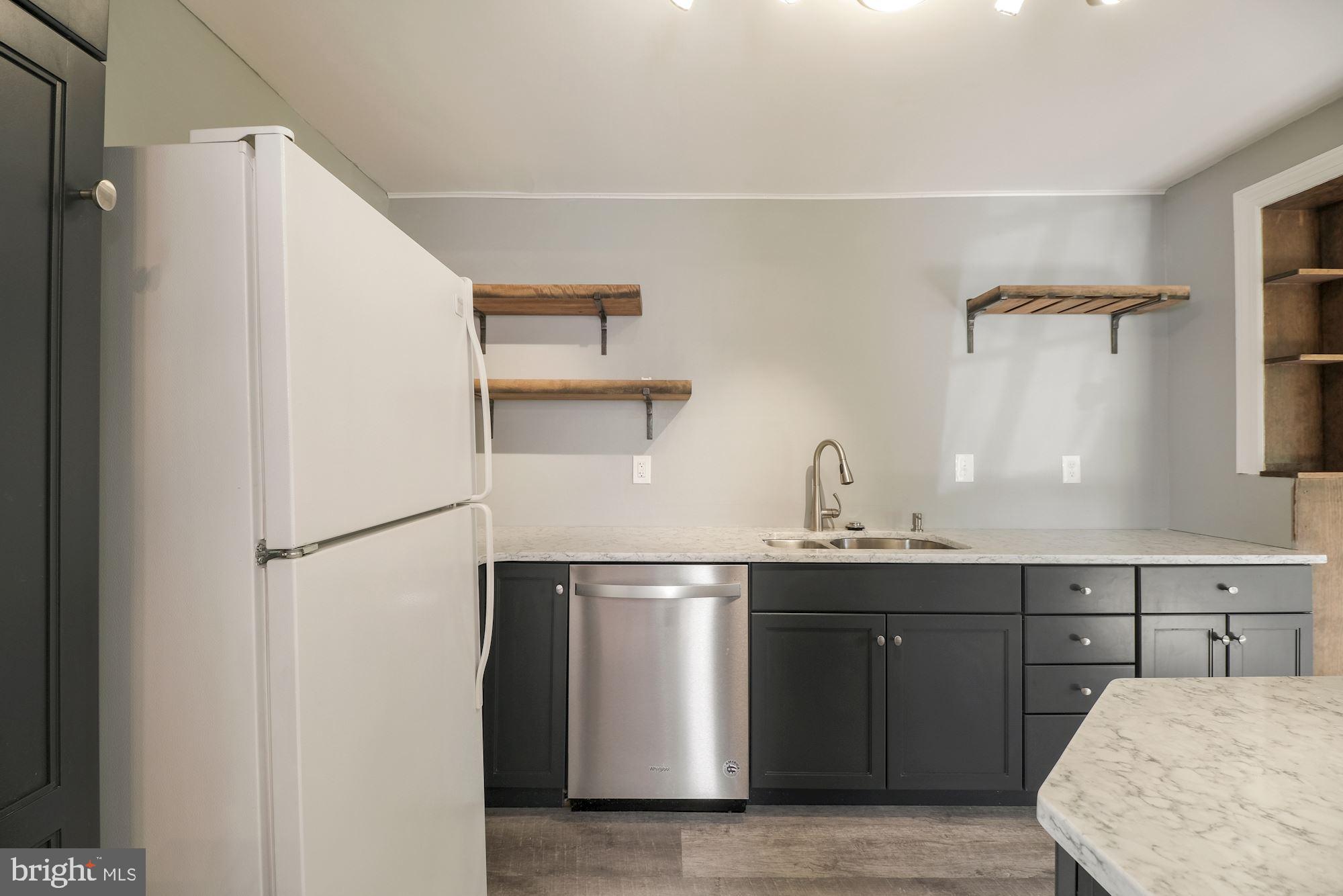 49 Hillview Drive Springfield, PA 19064 - Photo 9 of 29