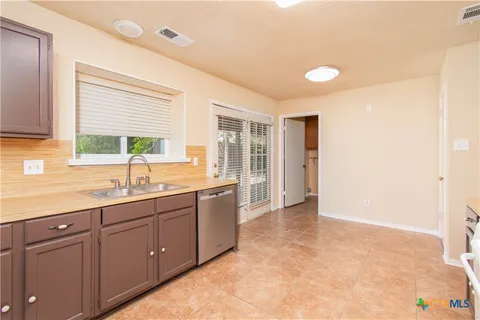 $299,700 | 712 Brazos Drive, Temple, TX 76504