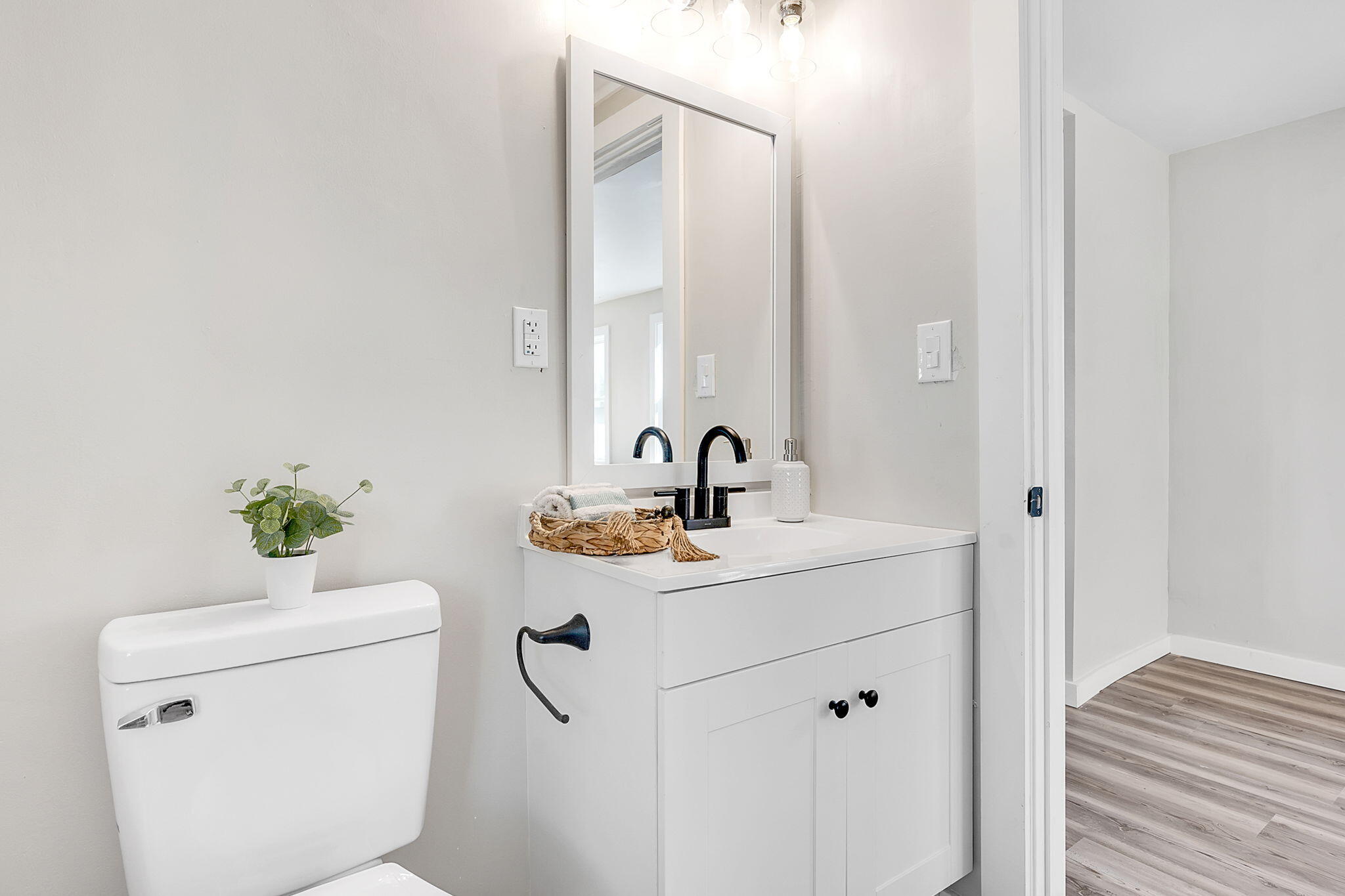 51 Spring Street Lewiston, ME 04240 - Photo 11 of 30 51Spring-18