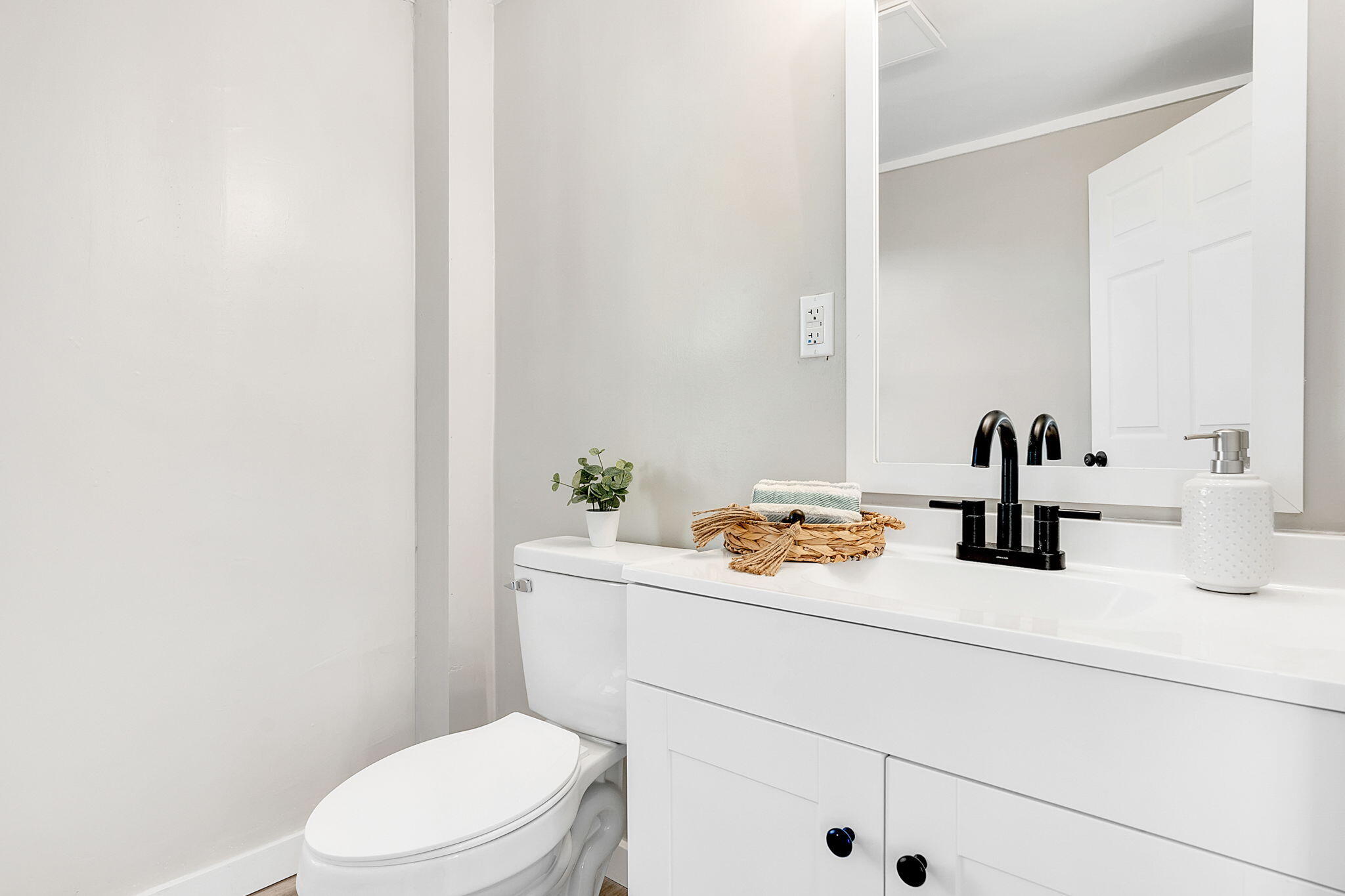 51 Spring Street Lewiston, ME 04240 - Photo 13 of 30 51Spring-21