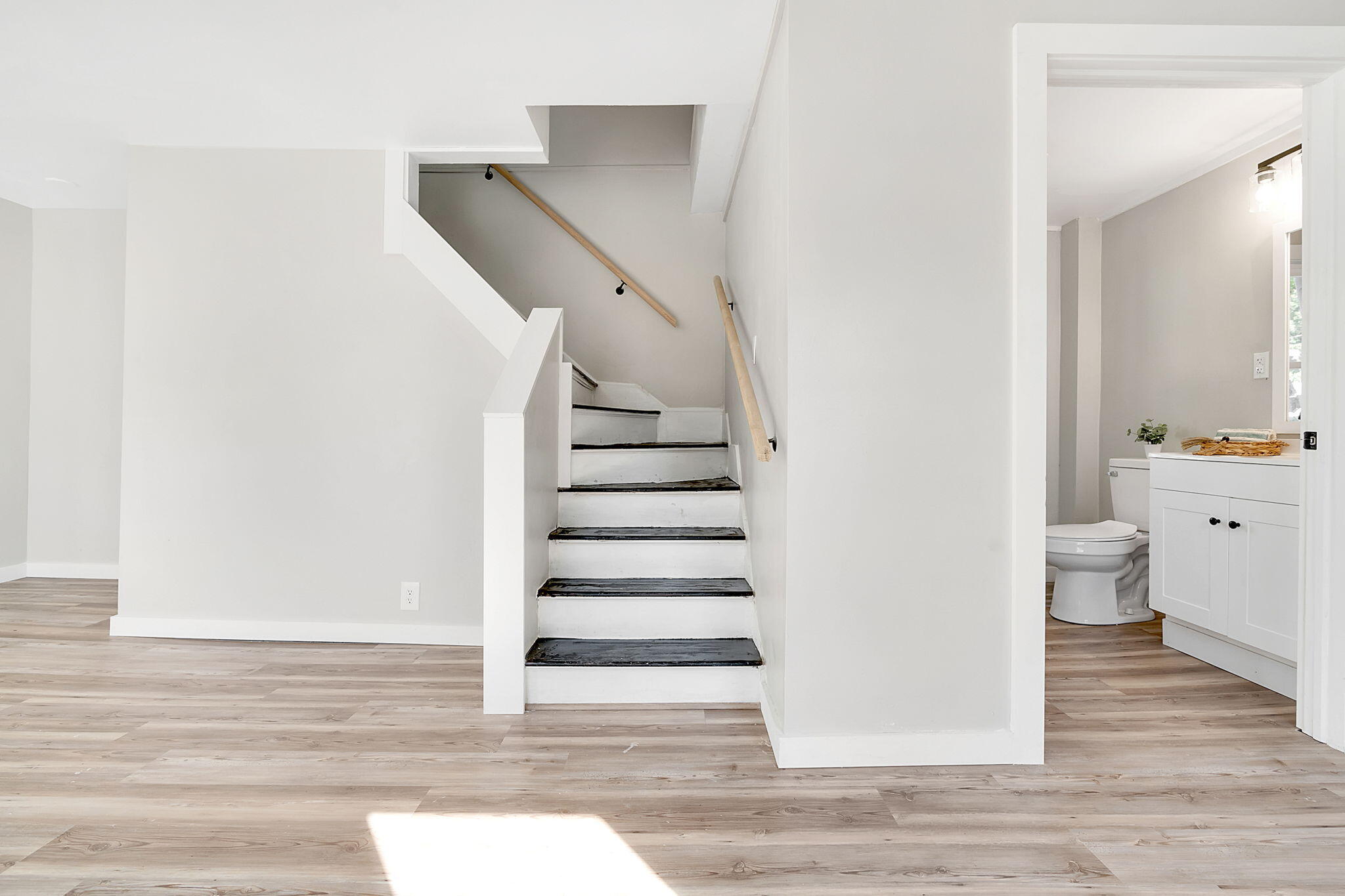 51 Spring Street Lewiston, ME 04240 - Photo 14 of 30 51Spring-22