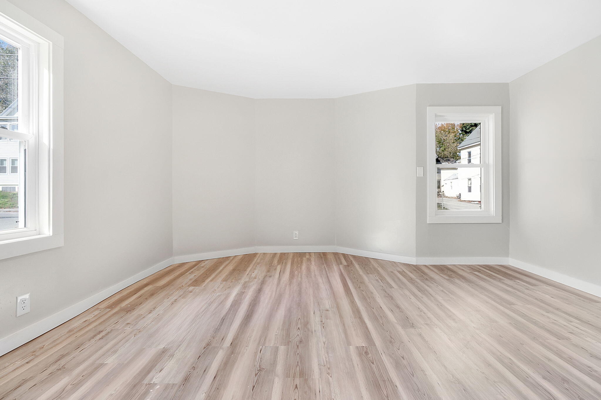 51 Spring Street Lewiston, ME 04240 - Photo 18 of 30 51Spring-27