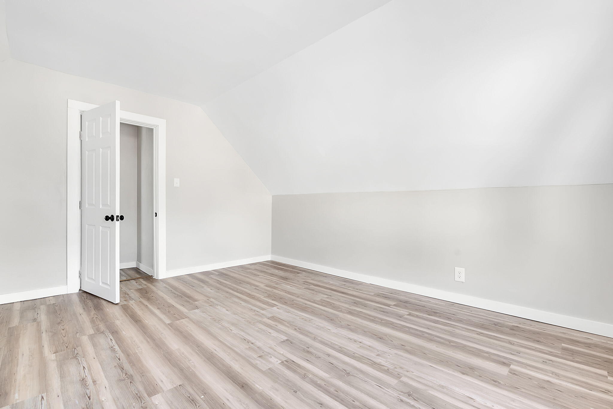 51 Spring Street Lewiston, ME 04240 - Photo 23 of 30 51Spring-32