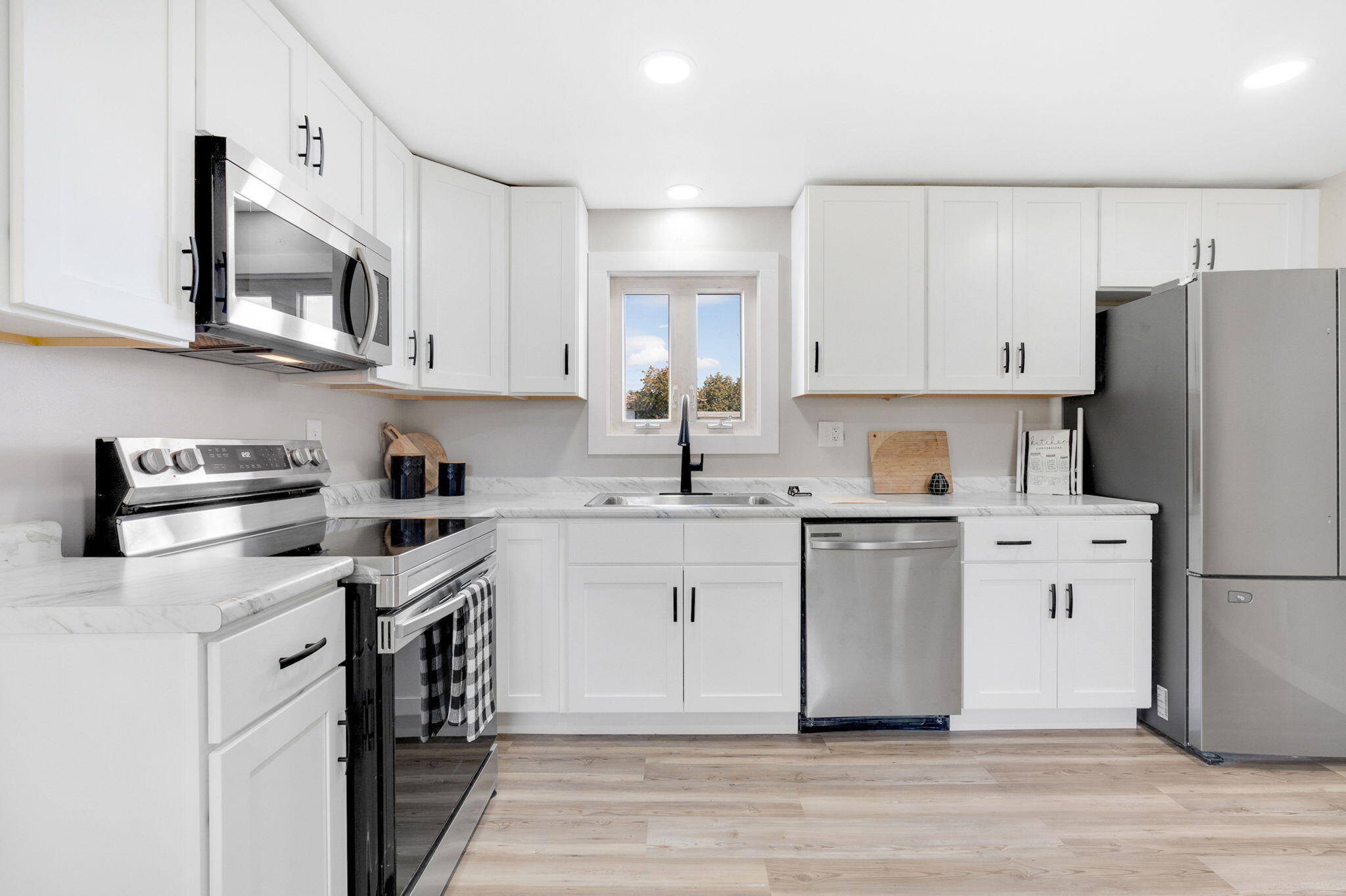 51 Spring Street Lewiston, ME 04240 - Photo 8 of 30 51Spring-12