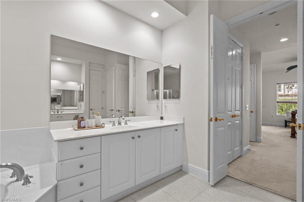 9083 Cascada Way, Unit 101 Naples, FL 34114 - Photo 13 of 39