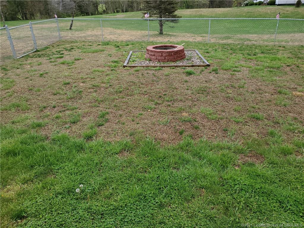 2715 Fogel Road Southeast Corydon, IN 47112 - Photo 5 of 22