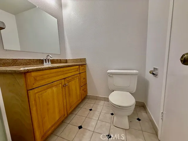 $429,900 | 3050 South Bristol, Unit 2C, Santa Ana, CA 92704