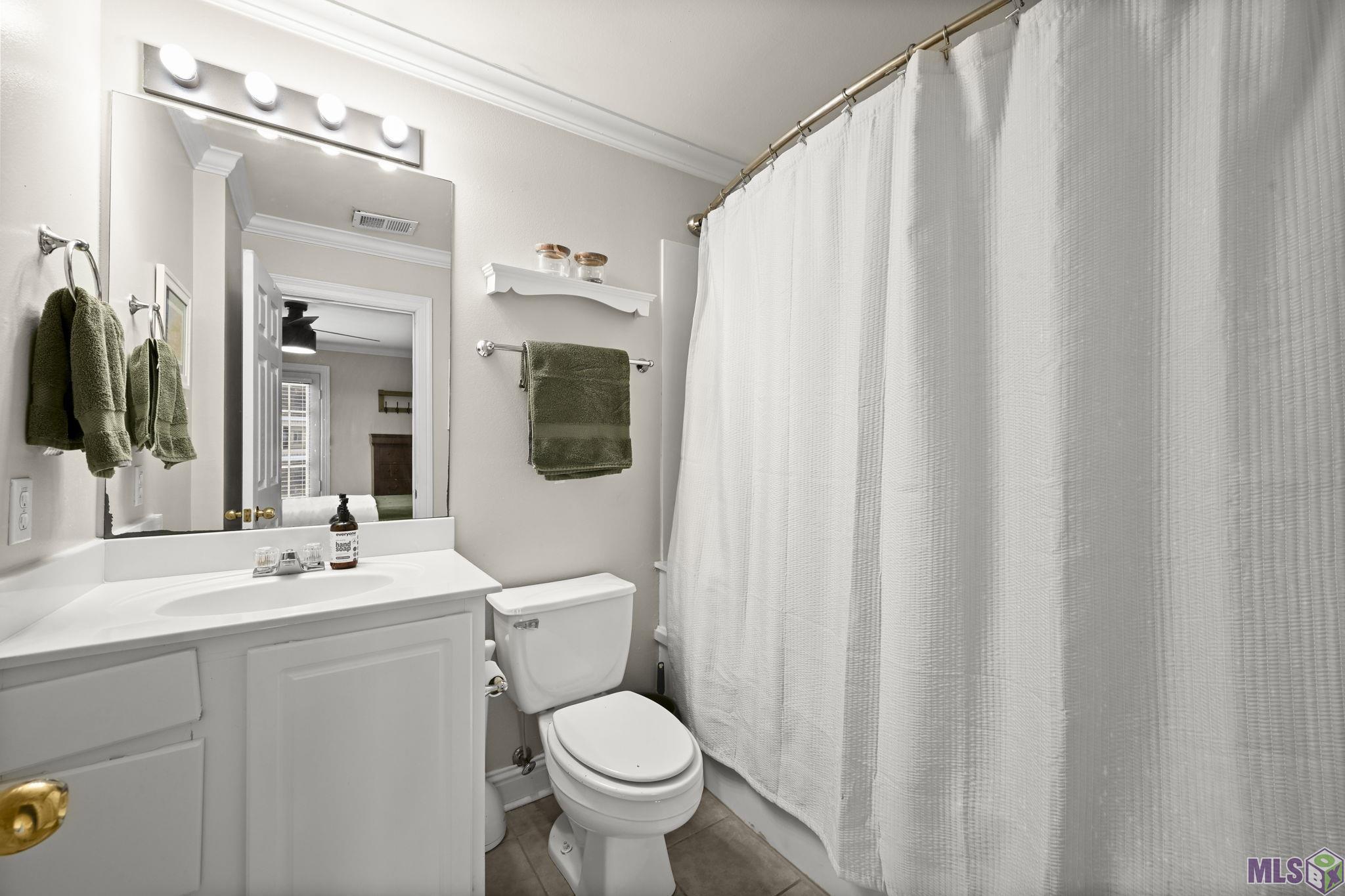 2210 Christian Street, Unit 4 Baton Rouge, LA 70808 - Photo 15 of 21