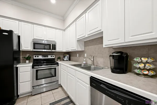 $279,900 | 2210 Christian Street, Unit 4, Baton Rouge, LA 70808