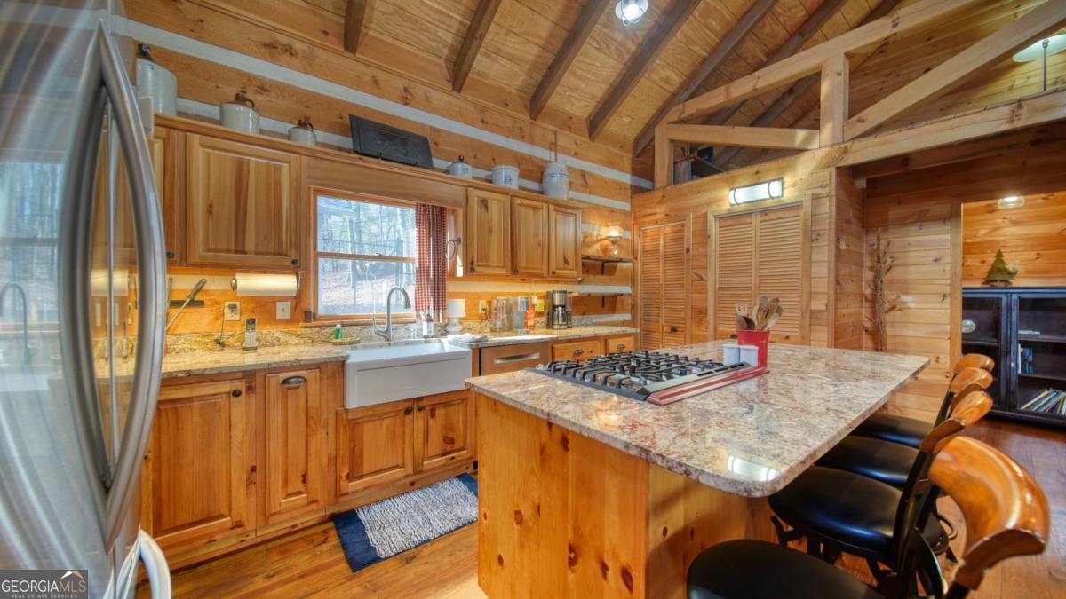 492 Chinkapin Drive, Unit 35 Blue Ridge, GA 30513 - Photo 6 of 47