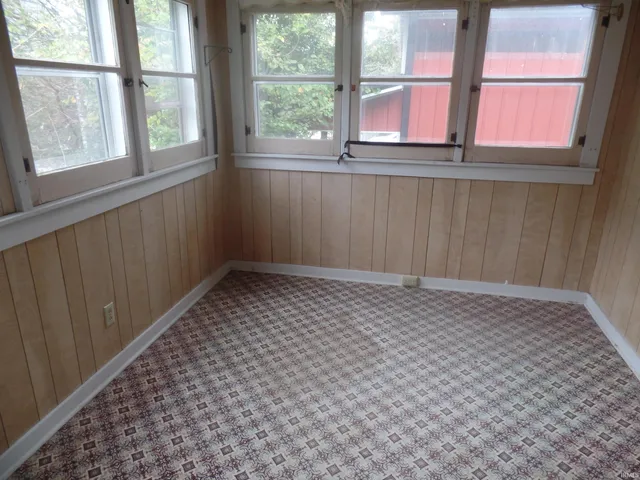 $69,900 | 266 West Spring Street, Bloomfield, IN 47424