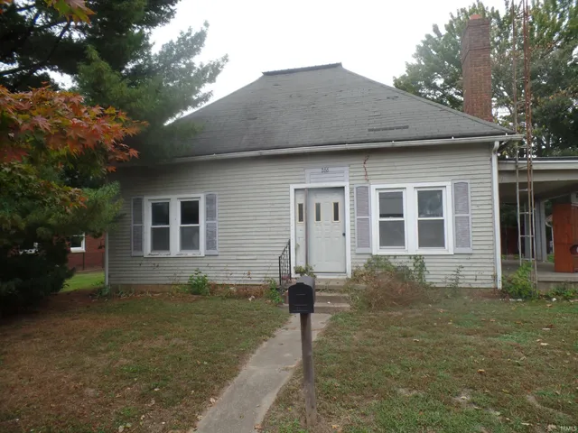 $69,900 | 266 West Spring Street, Bloomfield, IN 47424