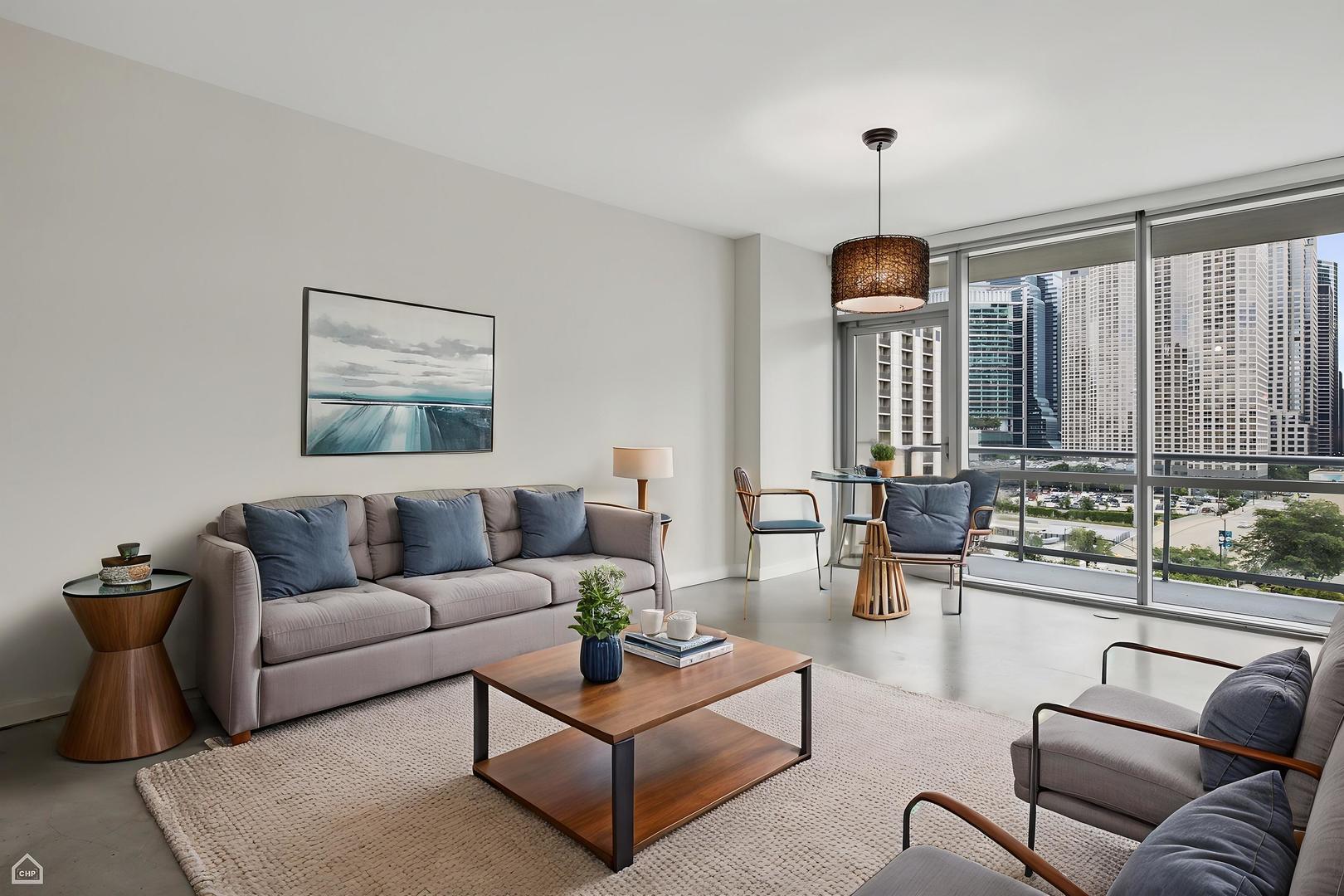 123 South Green Street, Unit 704B Chicago, IL 60607 - Photo 5 of 25
