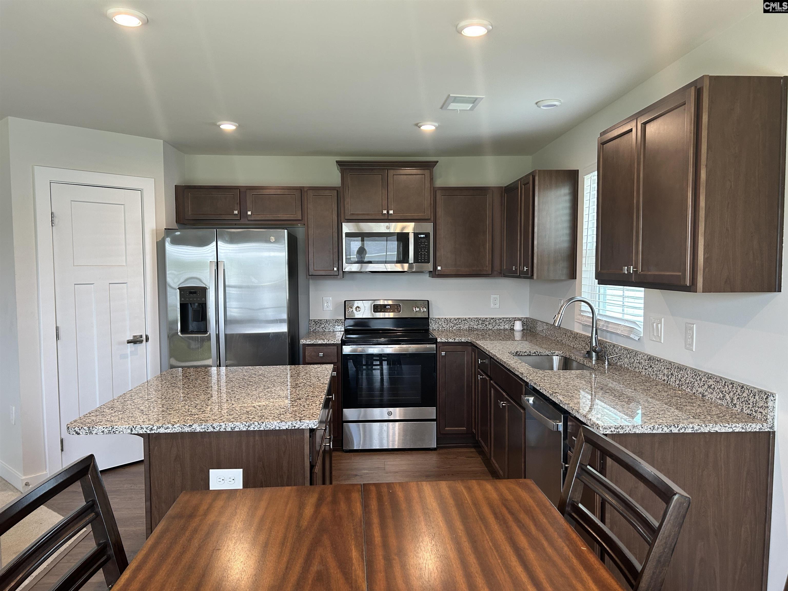 1037 Cameron Ridge Drive Columbia, SC 29209 - Photo 6 of 40