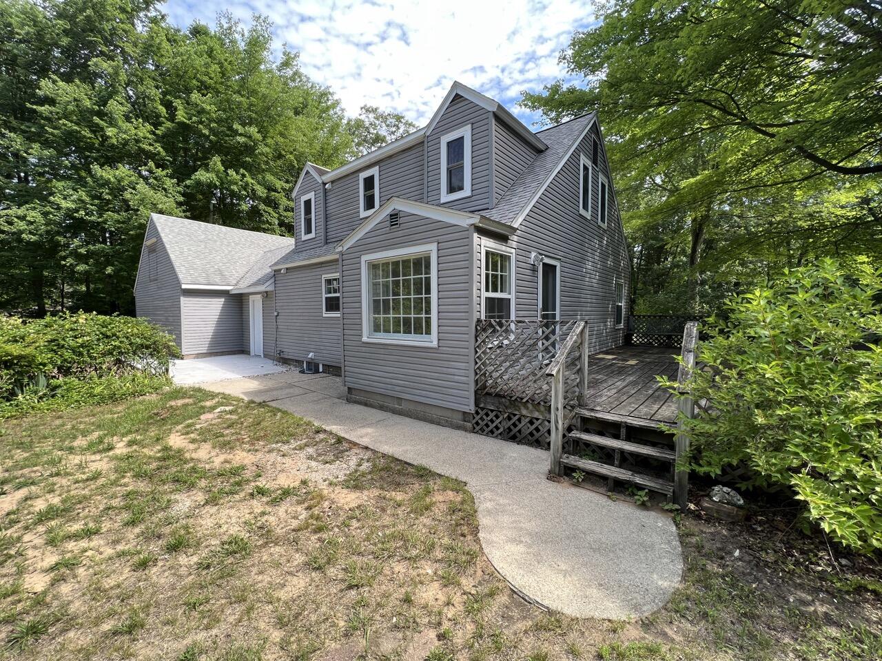 6101 Bell Road Whitehall, MI 49461 - Photo 4 of 28 Rear
