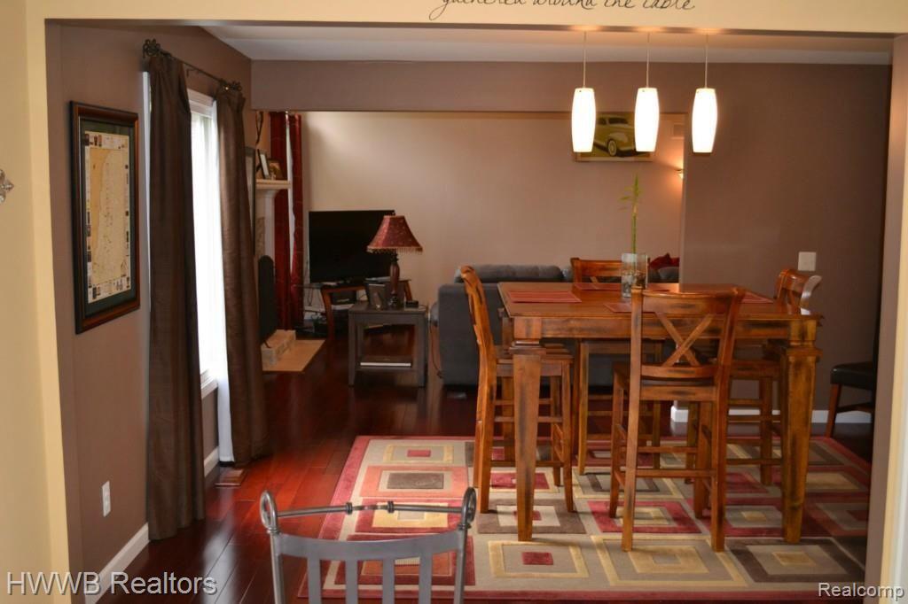 2168 Clinton View Circle Rochester, MI 48309 - Photo 17 of 38 Breakfast Room to Dining Room