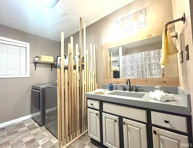 $342,000 | 2995 South 675th Street West, Owensville, IN 47665