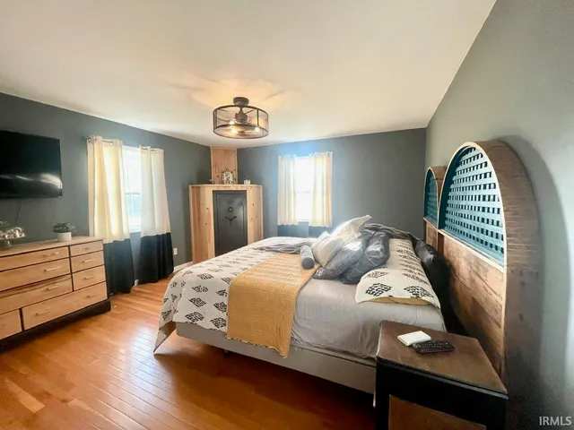 $342,000 | 2995 South 675th Street West, Owensville, IN 47665