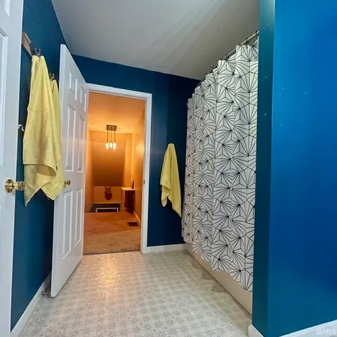 $342,000 | 2995 South 675th Street West, Owensville, IN 47665