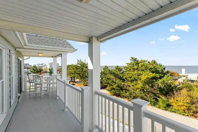 $1,298,000 | 10 Delaware Bay Drive, Villas, NJ 08251