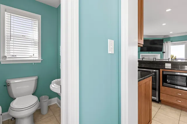 $1,298,000 | 10 Delaware Bay Drive, Villas, NJ 08251