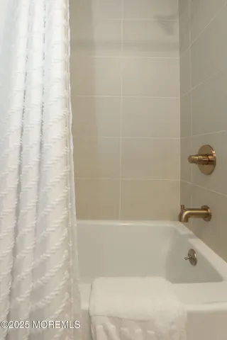 $2,900 | 153 Atlantic Avenue, Long Branch, NJ 07740