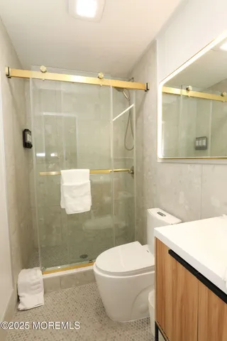 $2,900 | 153 Atlantic Avenue, Long Branch, NJ 07740