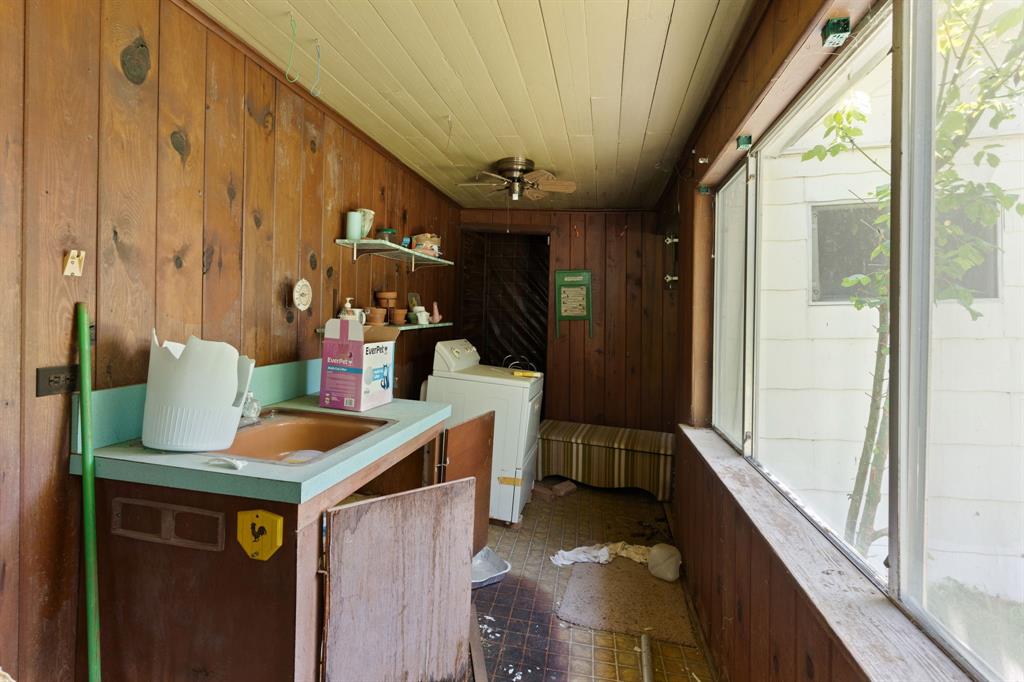 260 South Main Street Detroit, TX 75436 - Photo 9 of 20