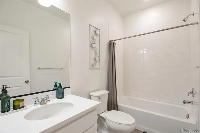 $749,900 | 6980 Sagerock Drive, Castle Pines, CO 80108