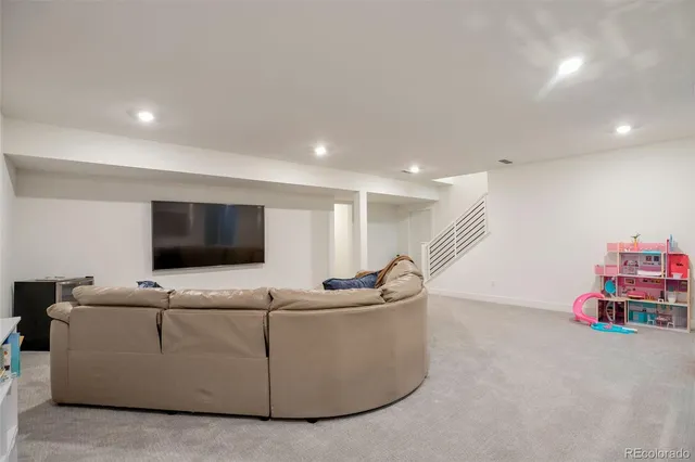 $749,900 | 6980 Sagerock Drive, Castle Pines, CO 80108